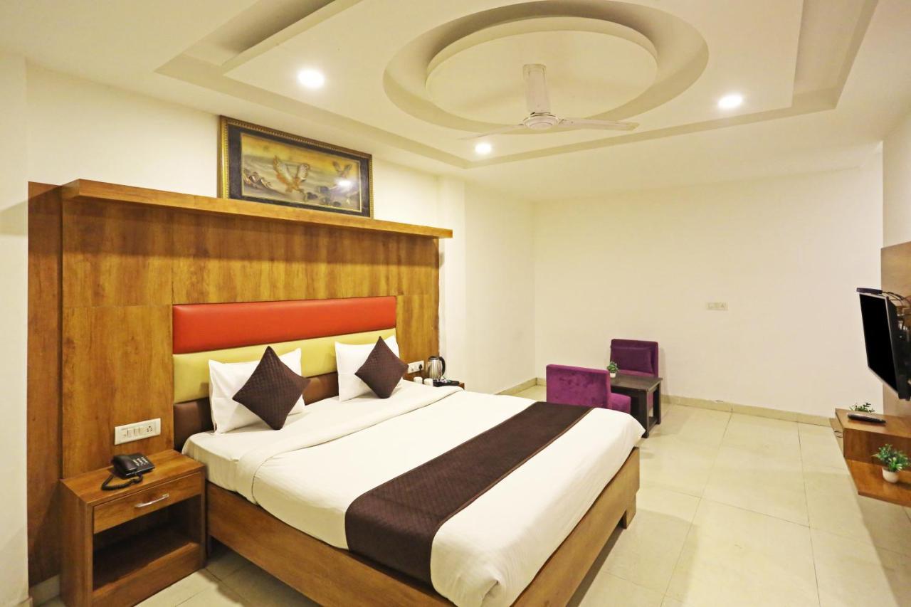 Hotel Sm Suits Near Delhi Airport-Unit By Grand Urban Luxury New Delhi Eksteriør billede