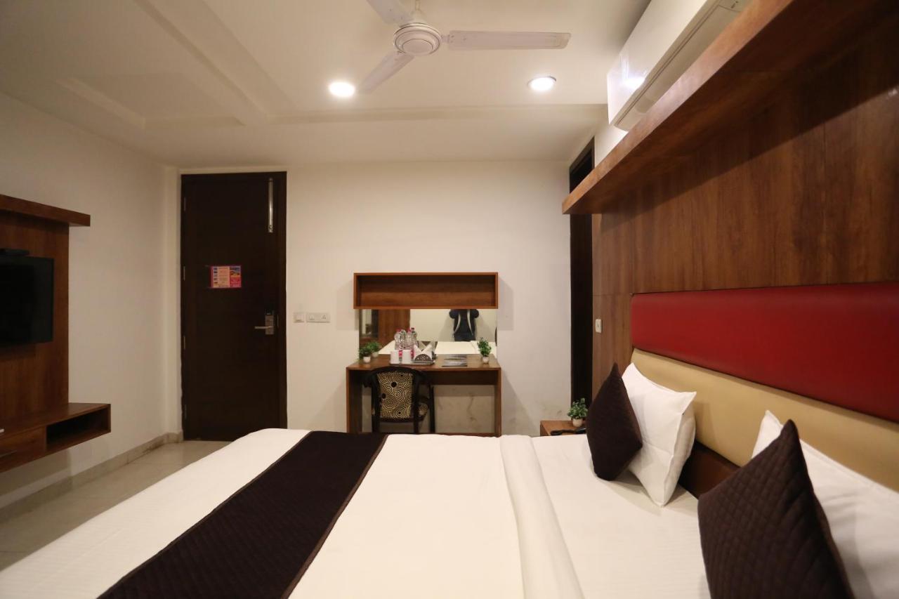 Hotel Sm Suits Near Delhi Airport-Unit By Grand Urban Luxury New Delhi Eksteriør billede