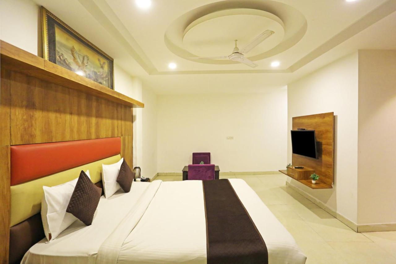 Hotel Sm Suits Near Delhi Airport-Unit By Grand Urban Luxury New Delhi Eksteriør billede
