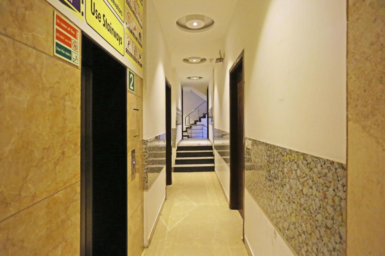 Hotel Sm Suits Near Delhi Airport-Unit By Grand Urban Luxury New Delhi Eksteriør billede