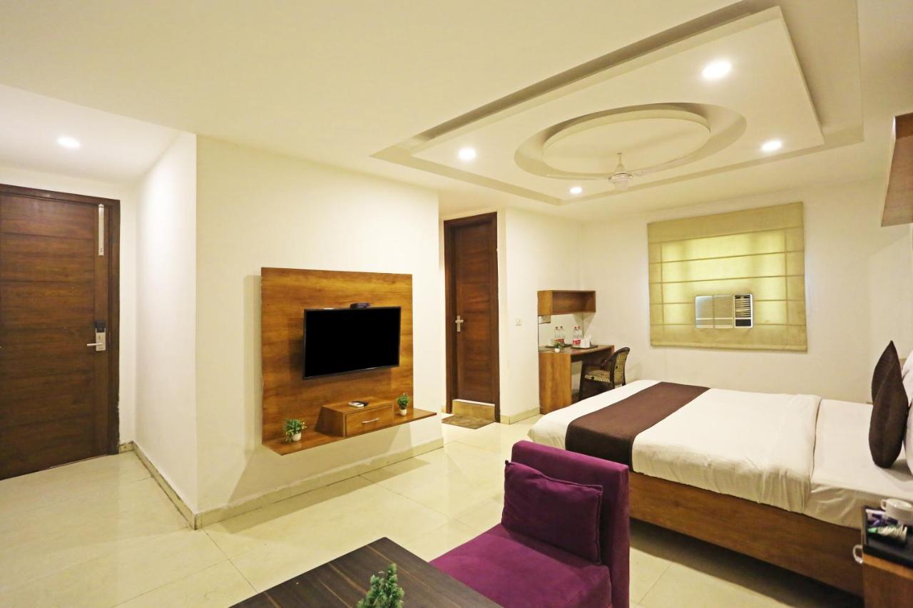 Hotel Sm Suits Near Delhi Airport-Unit By Grand Urban Luxury New Delhi Eksteriør billede