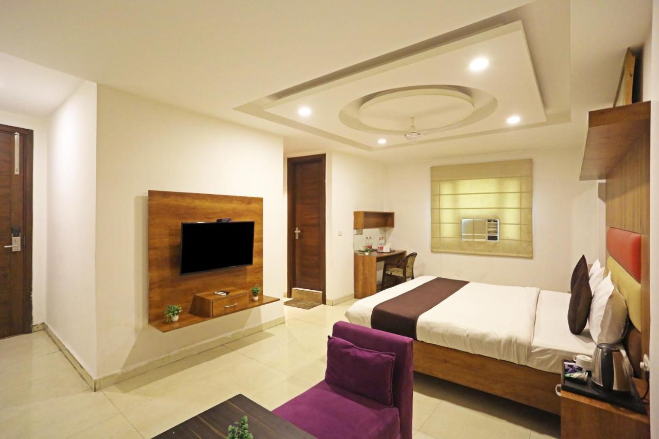 Hotel Sm Suits Near Delhi Airport-Unit By Grand Urban Luxury New Delhi Eksteriør billede